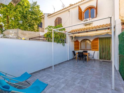 Santiago de la Ribera House | Holiday Home Carpa by Interhome