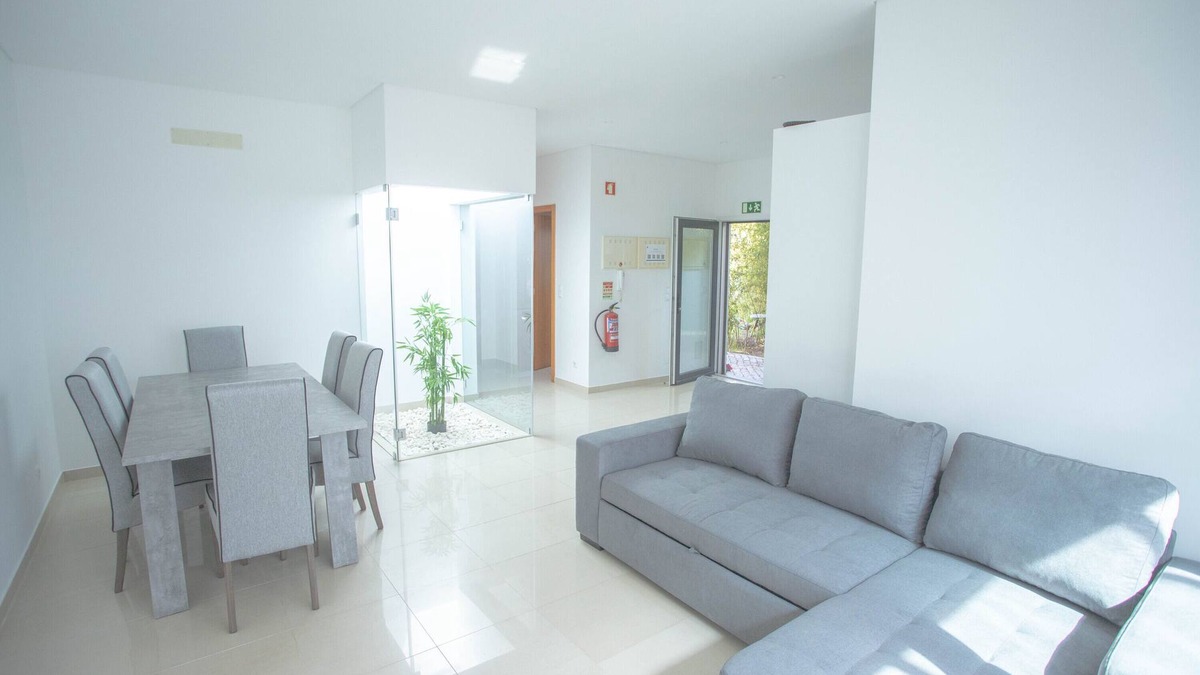 Fontanelas House | Holiday Home 'Forest Village Exótic' with Private Terrace, Shared Garden and Wi-Fi