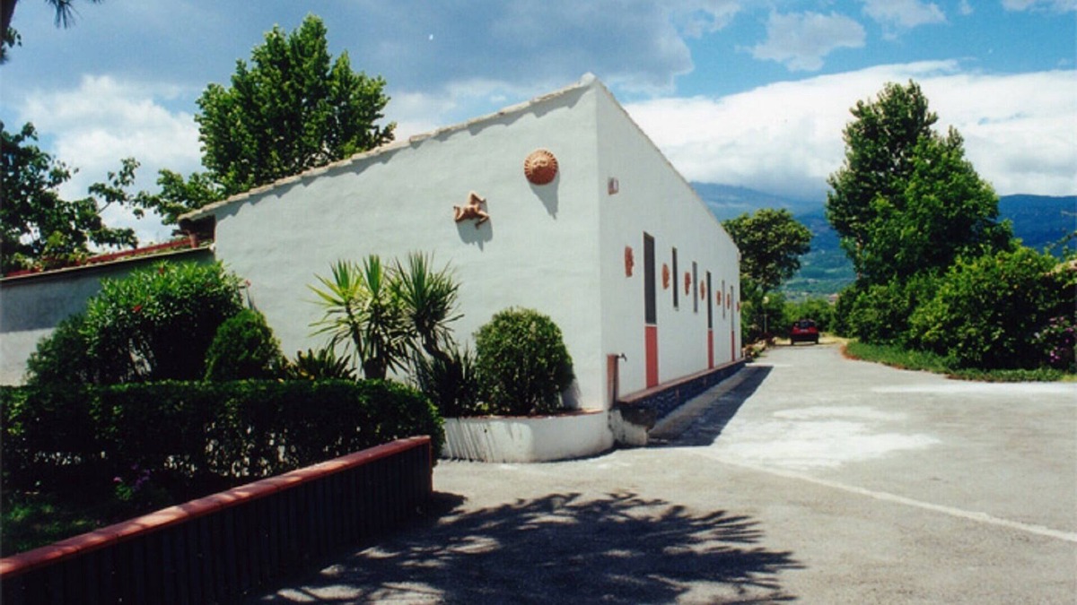 Sant'Anna House | holiday home 250 meters from the sea surrounded by greenery