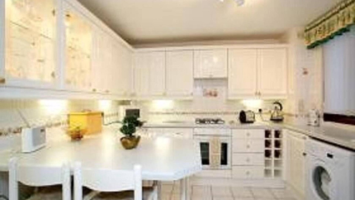 Aberdeen House | Holiday home 3 Bed rooms