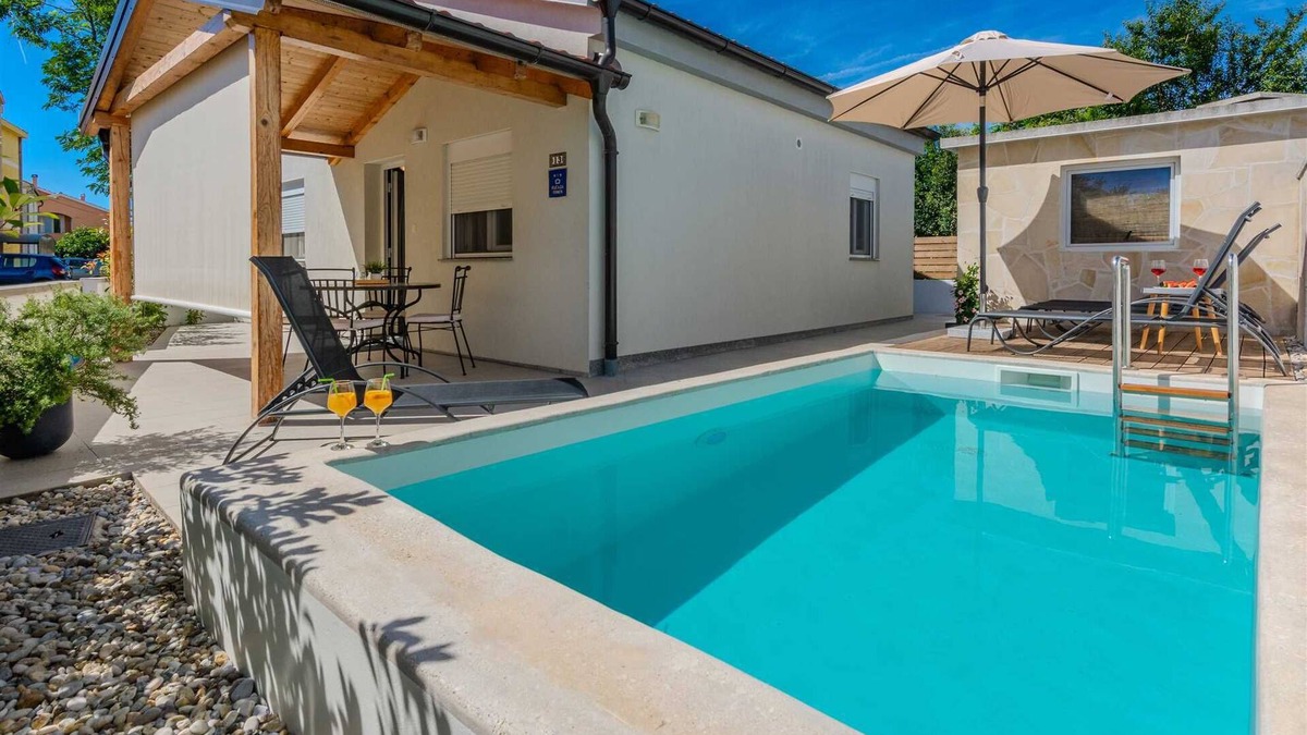 Privlaka Villa | Holiday home | 4-6 persons | Private pool