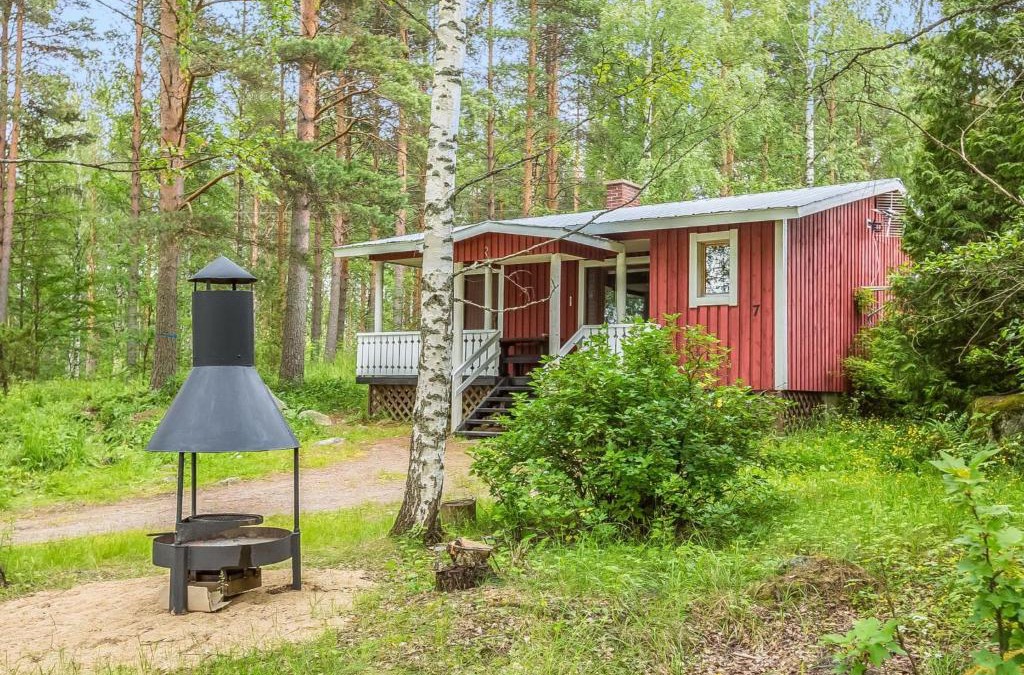 Hiukkajoki House | Holiday Home Ahven by Interhome