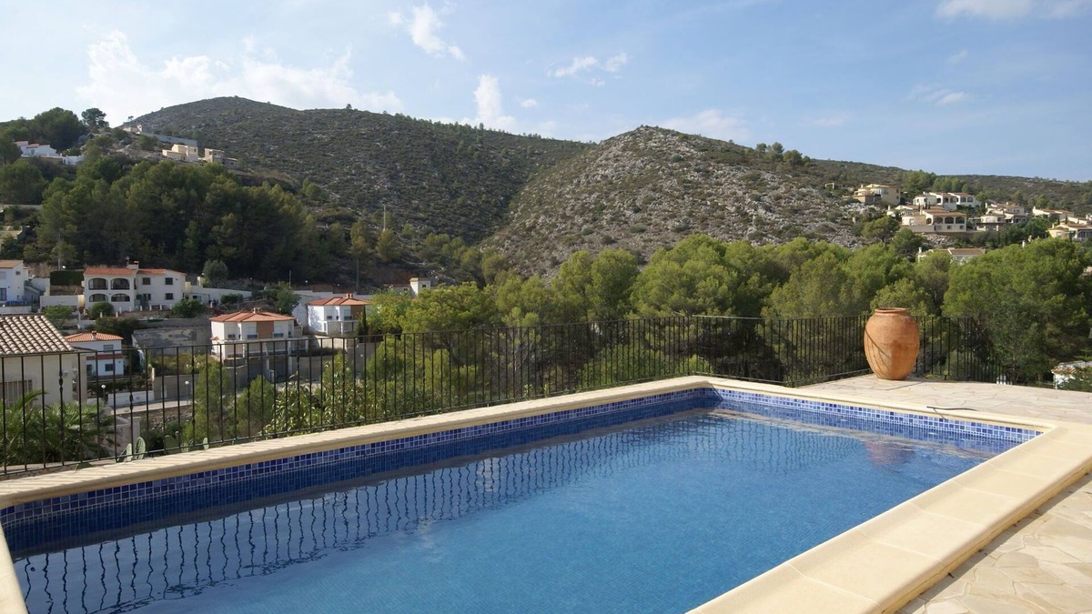 Alcalali House | Holiday Home Alcalalí with Pool and Valley View