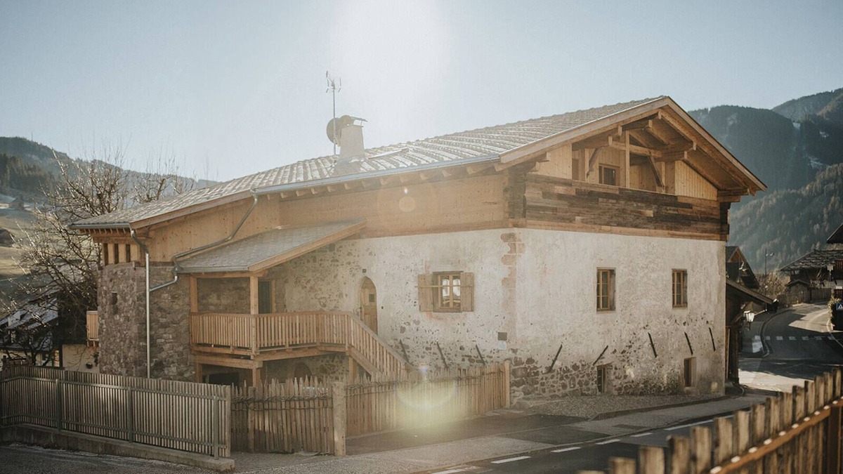 Sarntal House | Holiday Home 'Alpin Chalet Samer' with Mountain View, Private Terrace and Wi-Fi