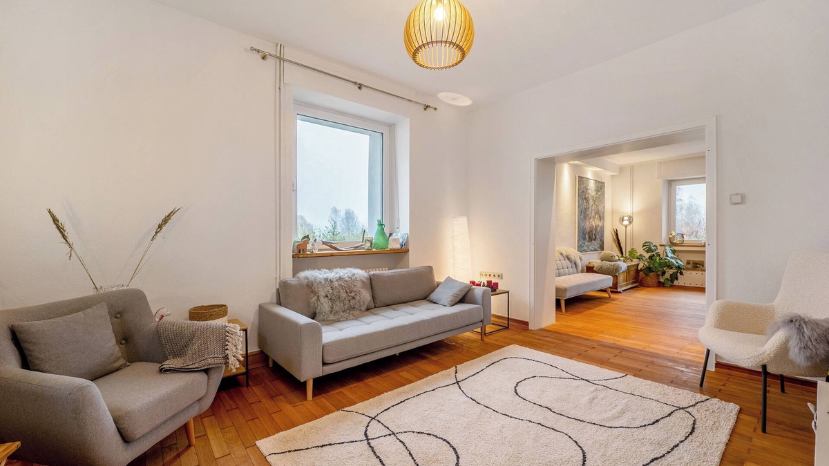 Borfink House | Holiday Home 'Alte Revierförsterei' with Private Terrace, Private Garden and Wi-Fi