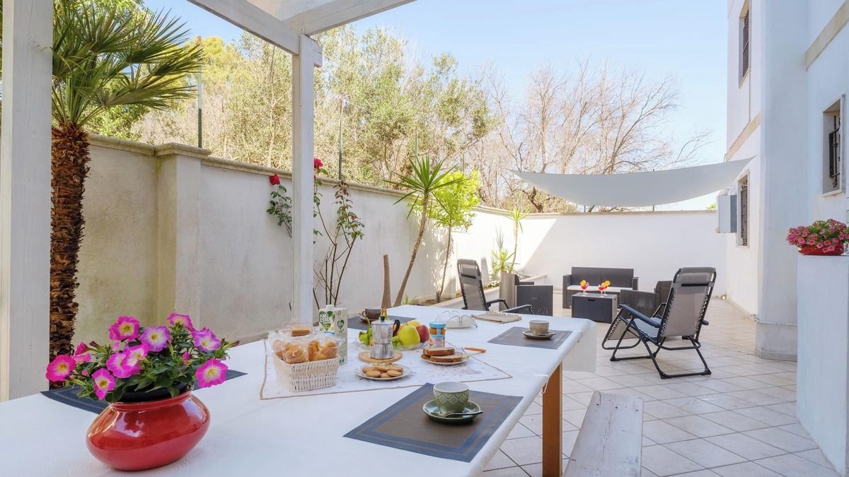 Galatone House | Holiday Home 'Angel' with Private Terrace, Wi-Fi and Air Conditioning