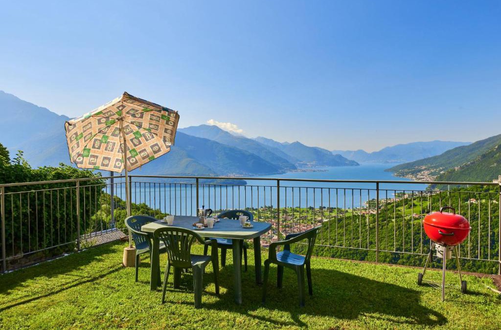 Peglio House | Holiday Home Antonia by Interhome