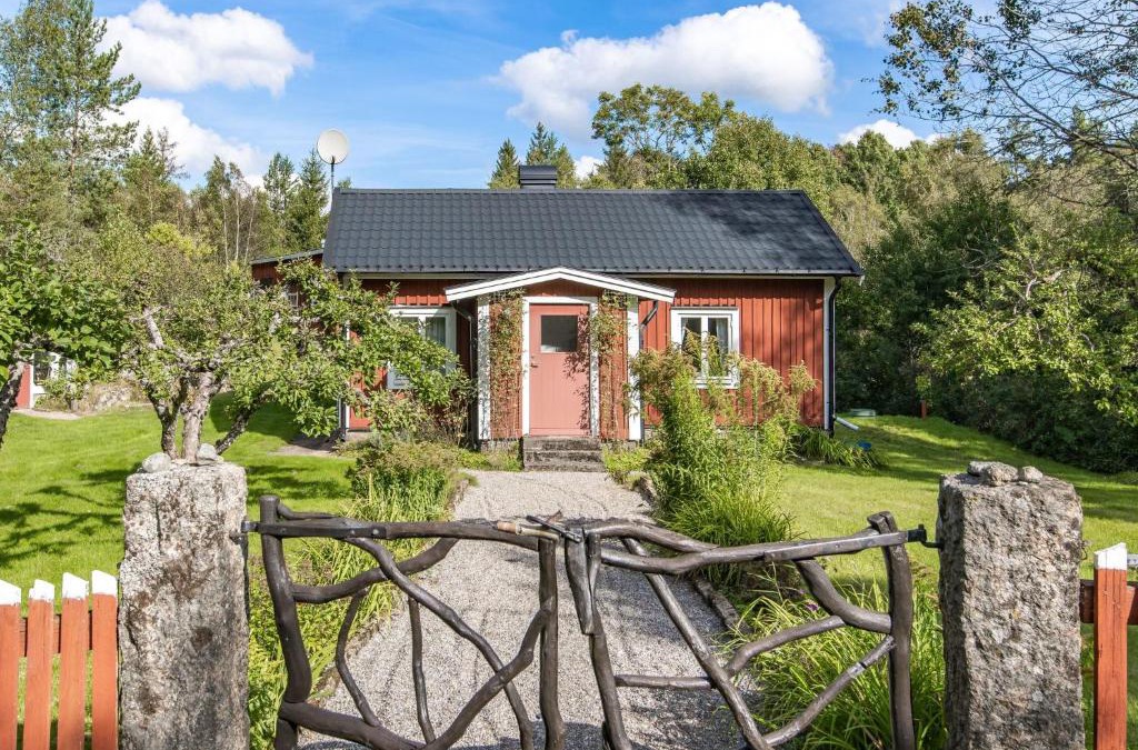 Tving House | Holiday Home Bredasjö by Interhome
