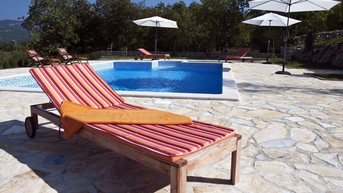 Lupoglav House | Holiday home Bruno, (14503), Boljun, Croatia