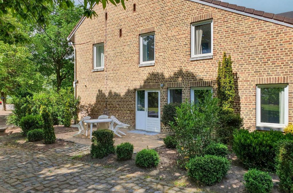 Landsrade House | Holiday Home Bungalowpark Landsrade by Interhome