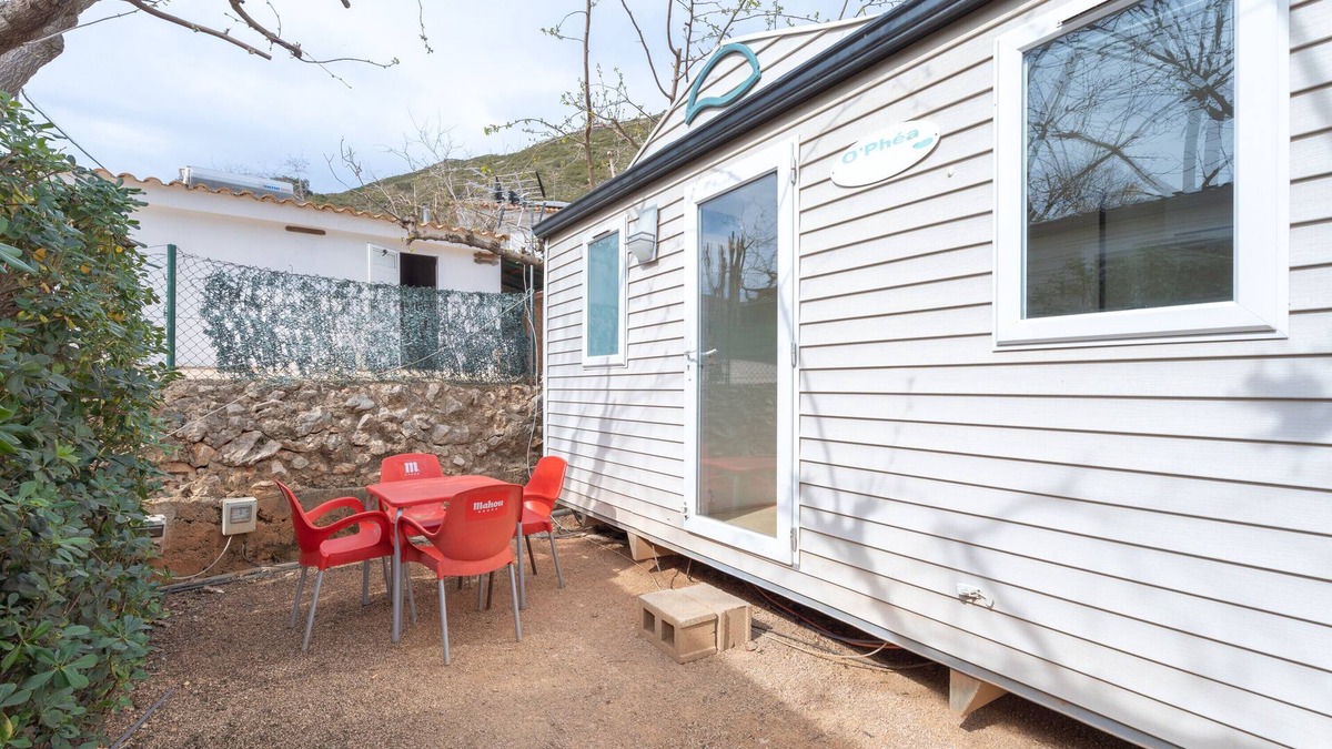 Barx House | Holiday Home 'BW 2018 II' with Mountain View, Wi-Fi and Air Conditioning