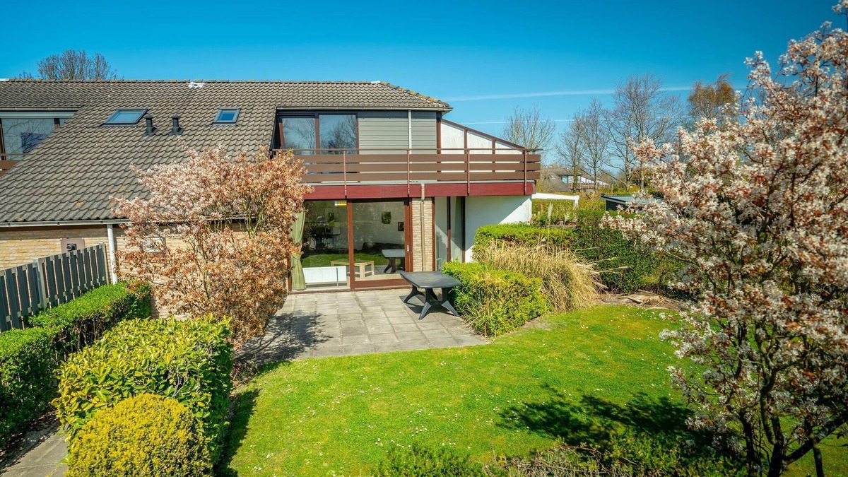 Brouwershaven House | Holiday Home by Grevelingenmeer & Brouwersdam