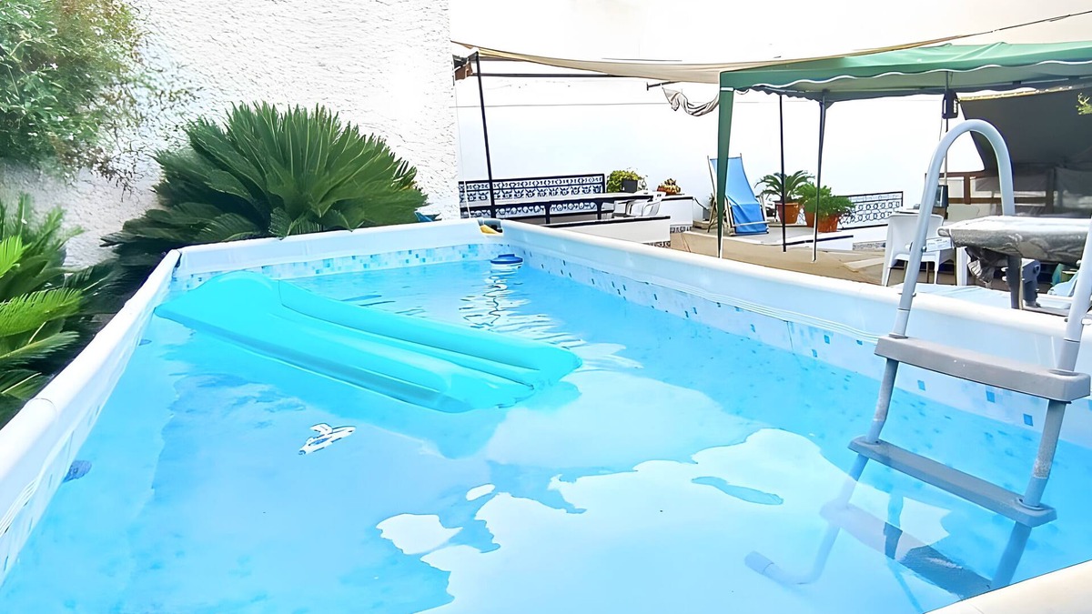 Yatova Ski Chalet | Holiday Home 'Ca La Morancica' with Mountain Views, Wi-Fi and Air Conditioning