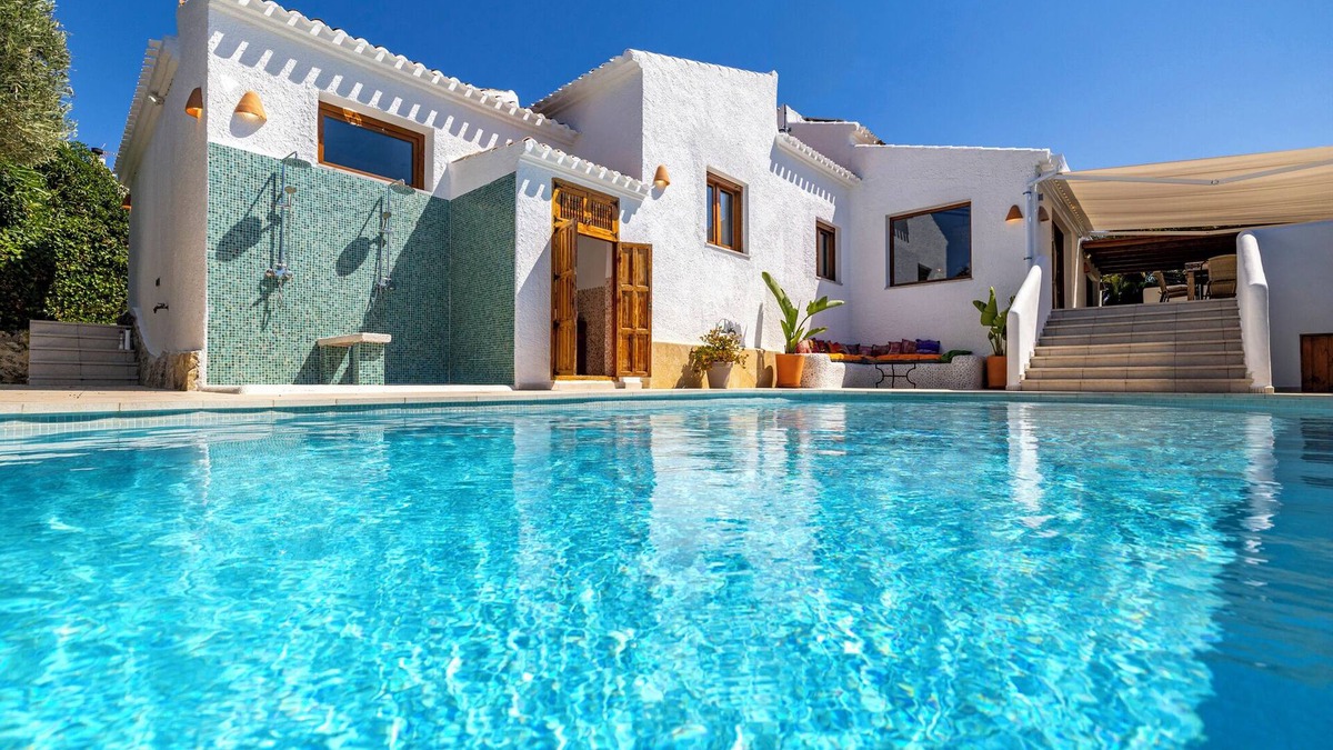 El Tosalet House | Holiday Home 'Ca Rulleta Jávea' with Mountain View, Wi-Fi and Air Conditioning