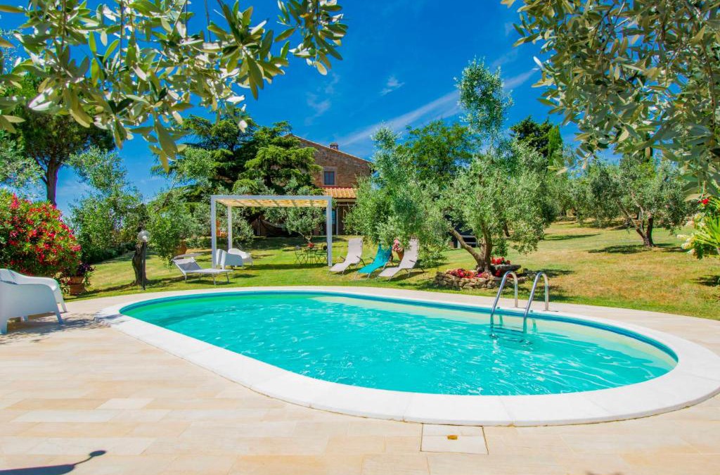 Capraia e Limite House | Holiday Home Casa Bensa by Interhome