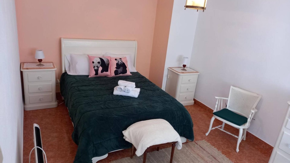 Braganca House | Holiday Home 'Casa Da Ribeira Em Rabal' with Lake View, Wi-Fi and Air Conditioning