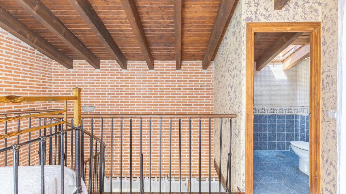 El Bohodon House | Holiday Home 'Casa El Prejon' with Private Terrace and Private Garden