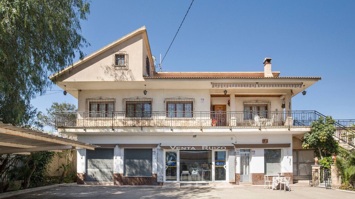 Lorca House | Holiday Home 'Casa Venta Ruizo' with Mountain Views, Wi-Fi and Air Conditioning
