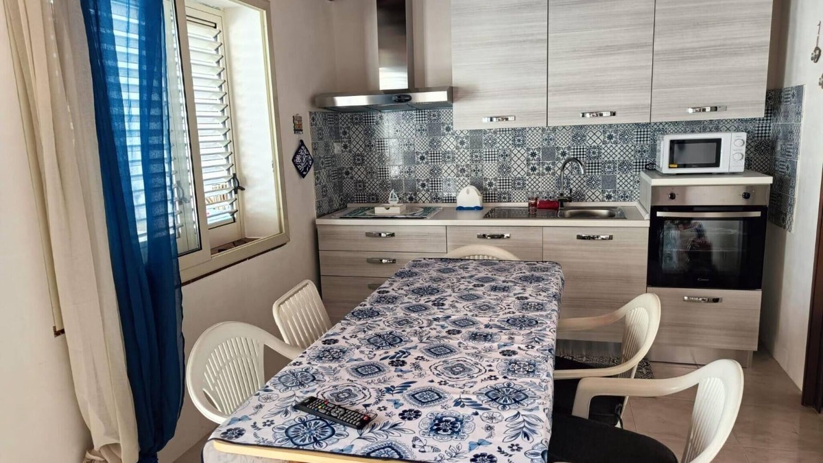 Triscina House | Holiday Home 'Casa Del Mare' with Wi-Fi and Air Conditioning