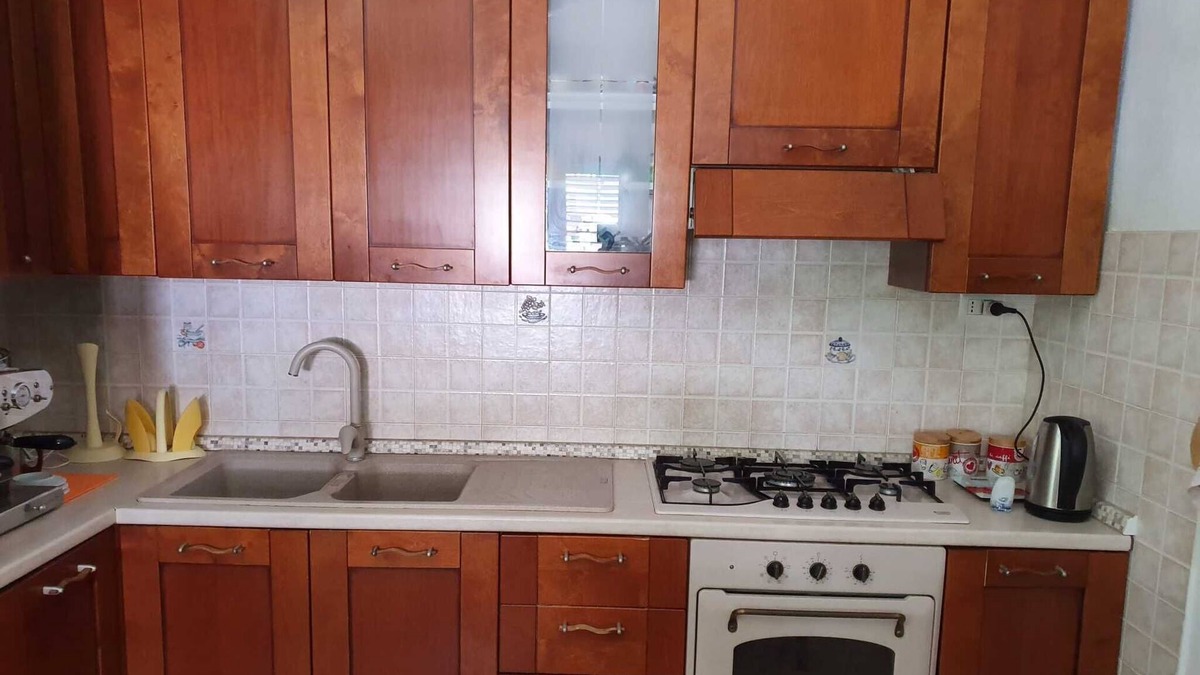 Vulcano Porto House | Holiday Home Casa Vacanza Luca with Garden & Wi-Fi