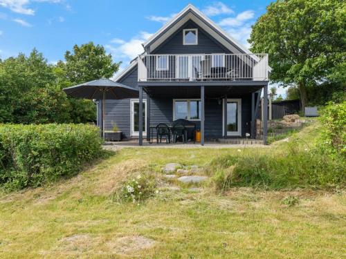 Faaborg House | Holiday Home Chayton - 450m from the sea by Interhome