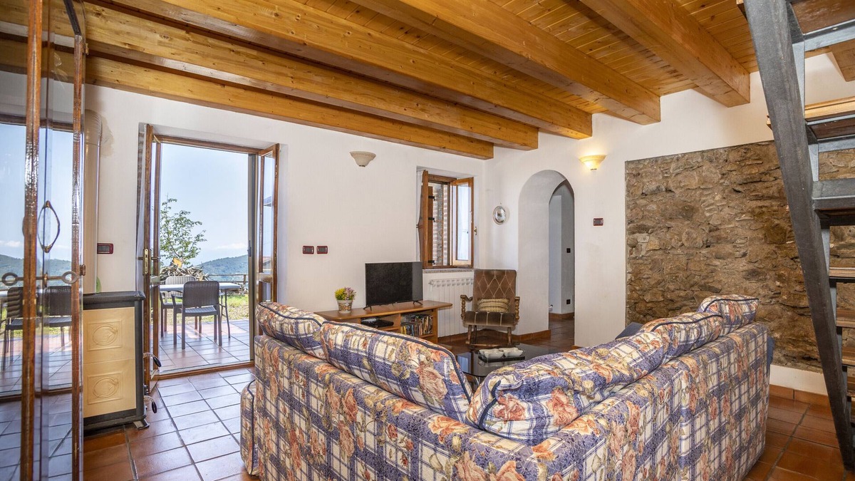 Gioiosa Marea House | Holiday Home 'Cottage Relax E Tranquillità' with Sea View, Private Terrace and Air Conditioning