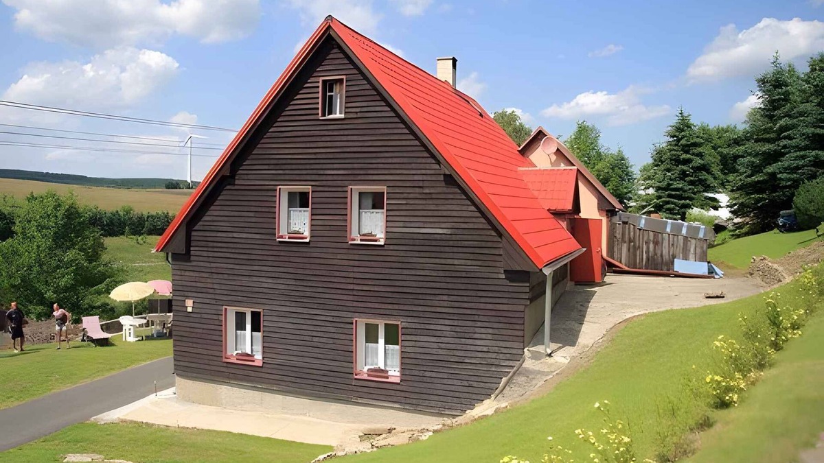 Loucna Pod Klinovcem House | Holiday home with terrace, at the Keilberg