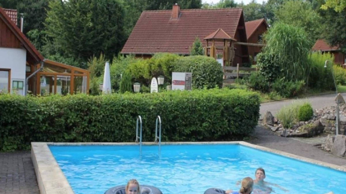 Bellersen Apartment | Holiday Home in Germany with Garden Terrace