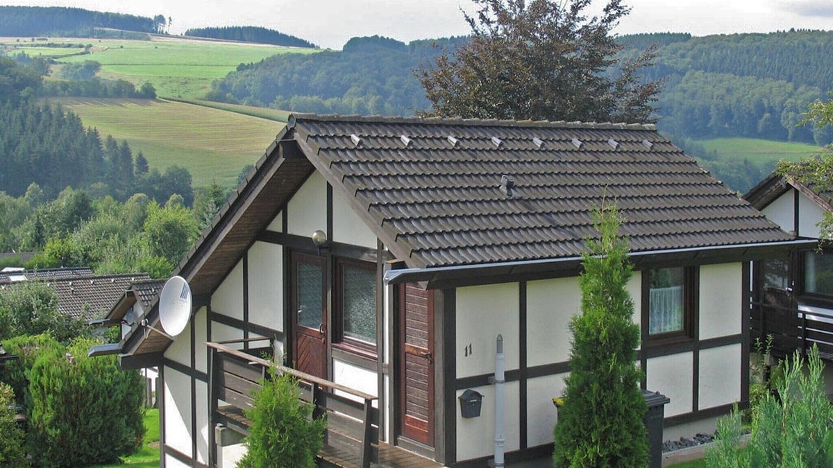 Feriendorf Hennesee House | Holiday home in Mielinghausen near ski area