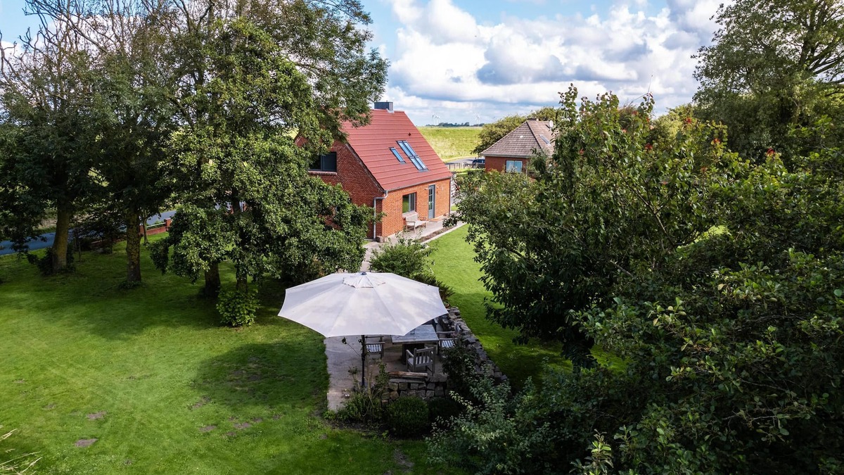 Hedwigenkoog House | Holiday home Deichkind 25 - lovingly renovated, quiet location, for families