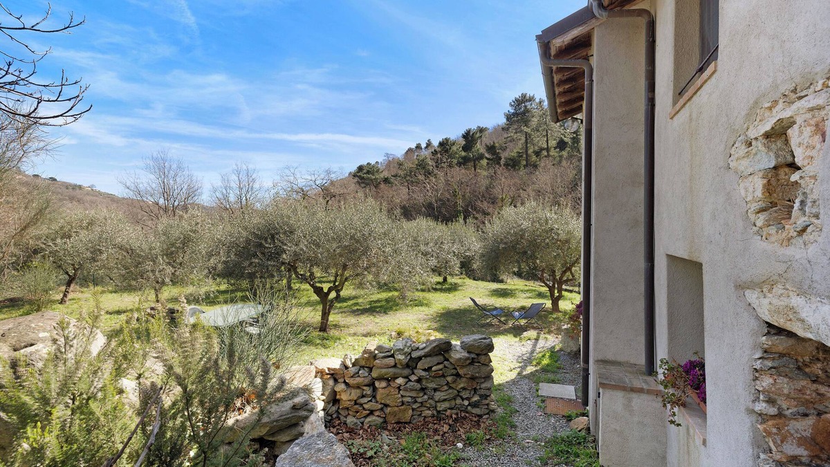 Rialto House | Holiday Home 'Del Fiume' with Mountain View and Private Garden