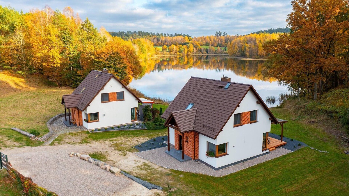 Bytow House | holiday home directly at the lake, Dabie