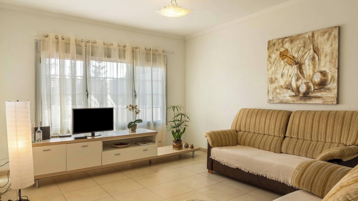 Pozo Izquierda House | Holiday Home ’Duplex Pedroza’ with Wi-Fi & Garden