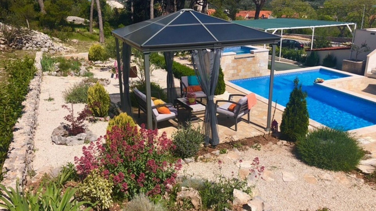 Dracevica House | Holiday Home Ela - Three Bedroom Holiday Home with outdoor Pool (ST)