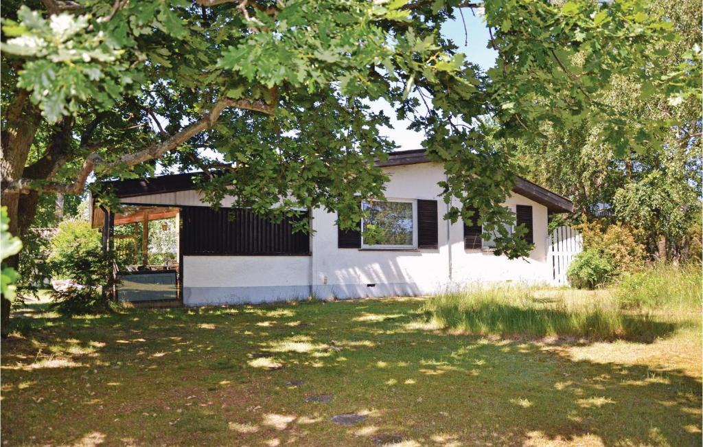 Solrod Strand House | Holiday Home Ellevej