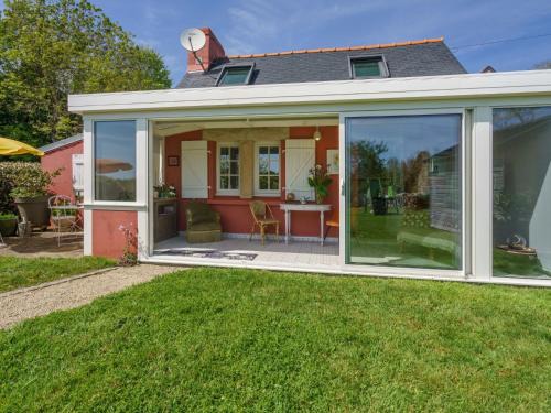 Pouldreuzic House | Holiday Home Entre terre et mer by Interhome