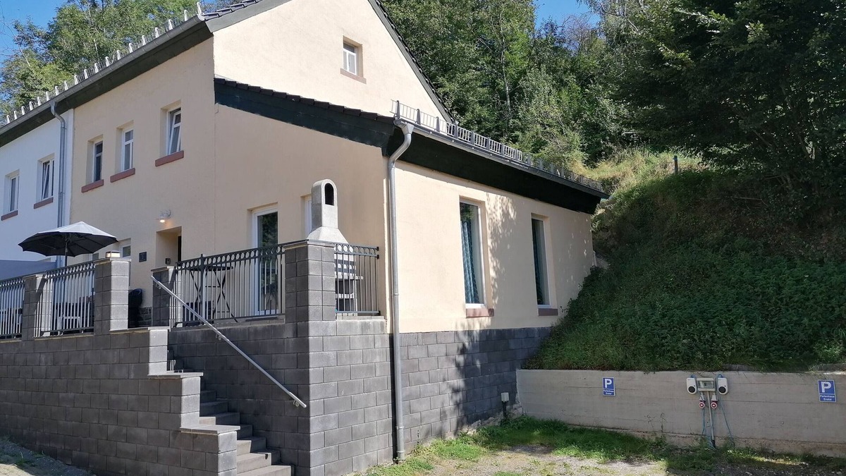 Emmelbaum House | Holiday Home 'Enztal' with Shared Terrace