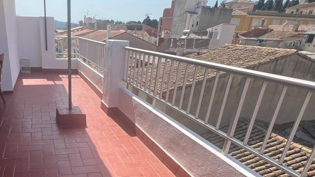 La Llosa de Ranes House | Holiday Home 'Cesar' with Mountain View, Wi-Fi and Air Conditioning
