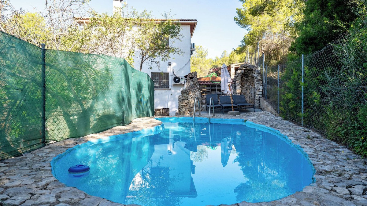 Segur de Calafell House | Holiday Home 'Casa Calafell' with Mountain View, Wi-Fi and Air Conditioning