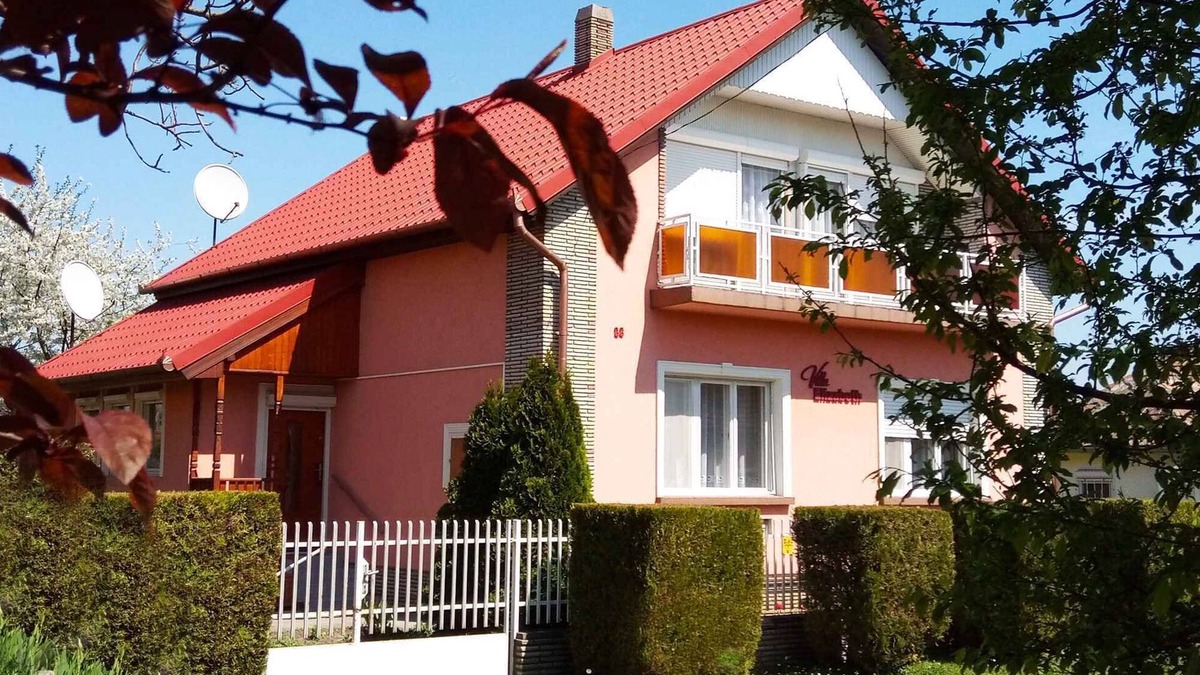 Balatonkeresztur House | Holiday home for big families