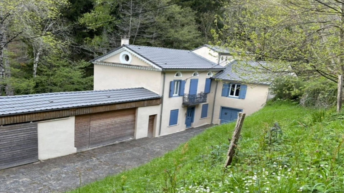 Caudebronde House | Holiday home for 6 guests in Cameliere