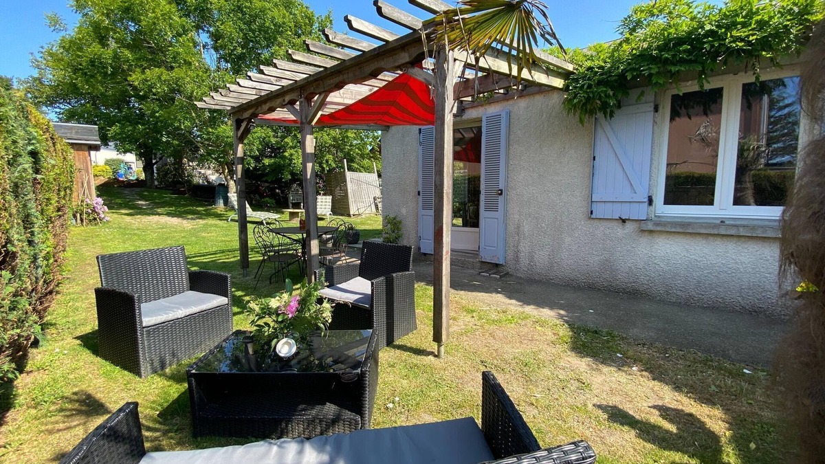 Donville-les-Bains House | Holiday Home near Donville-les-Bains Beach