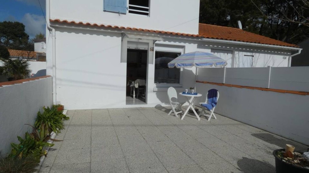 Fromentine House | Holiday home in Fromentine near beach, sought-after area, terrace, parking