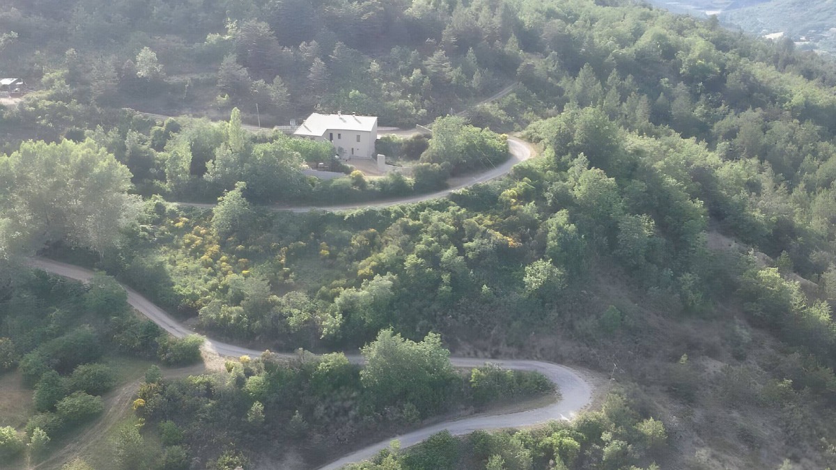 La Motte-Chalancon House | Holiday Home 'Fonfroide, Drome Provençale' with Mountain View and Private Garden