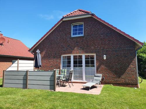 Norden House | Holiday Home Friesenperle by Interhome