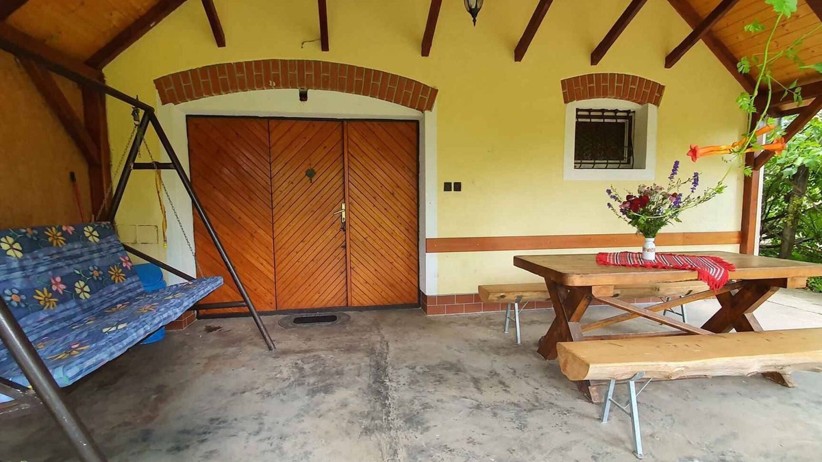 Balatonkiliti House | Holiday home furnished in typical Hungarian style