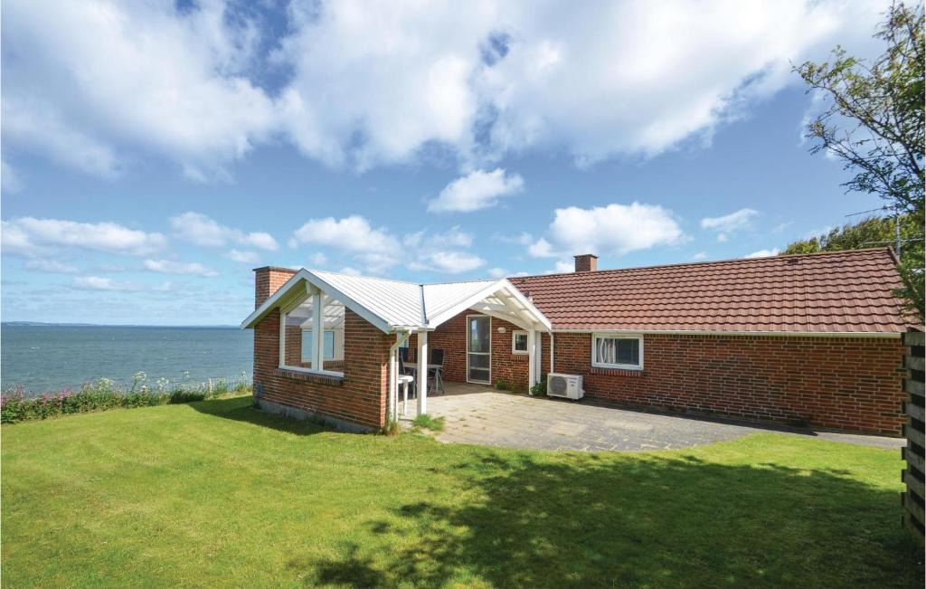 Ronbjerg House | Holiday Home Grynderup Strand Roslev