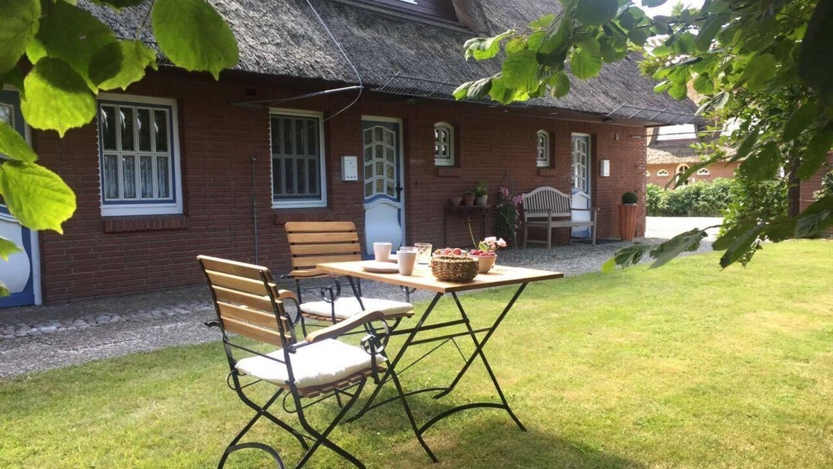 Eiderstedt House | Holiday home Haus Landlust