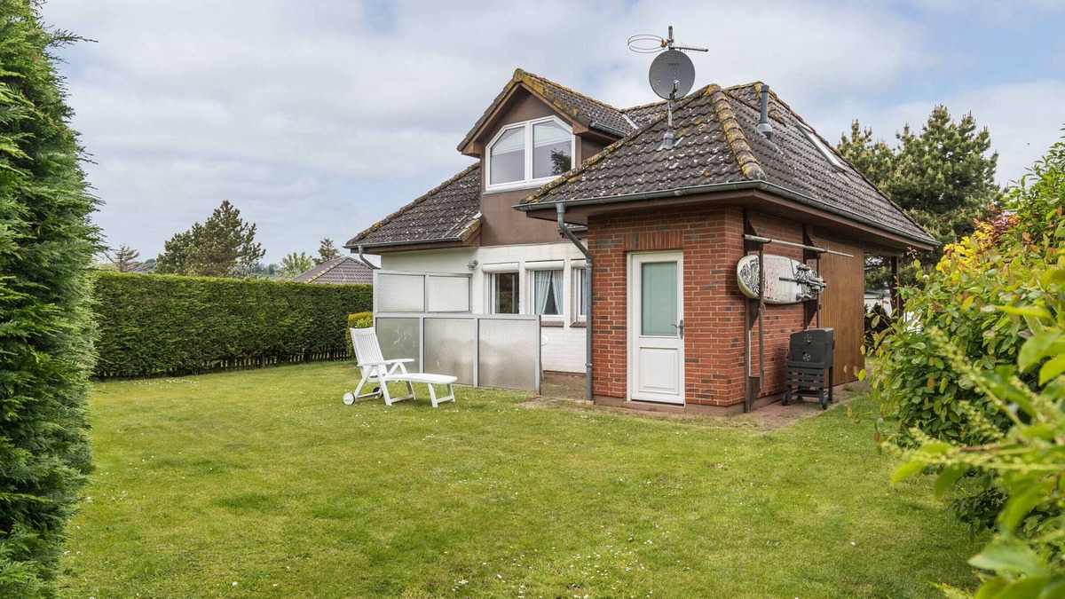 Goting House | Holiday Home "Herich" with Sea View, Garden and Wi-Fi