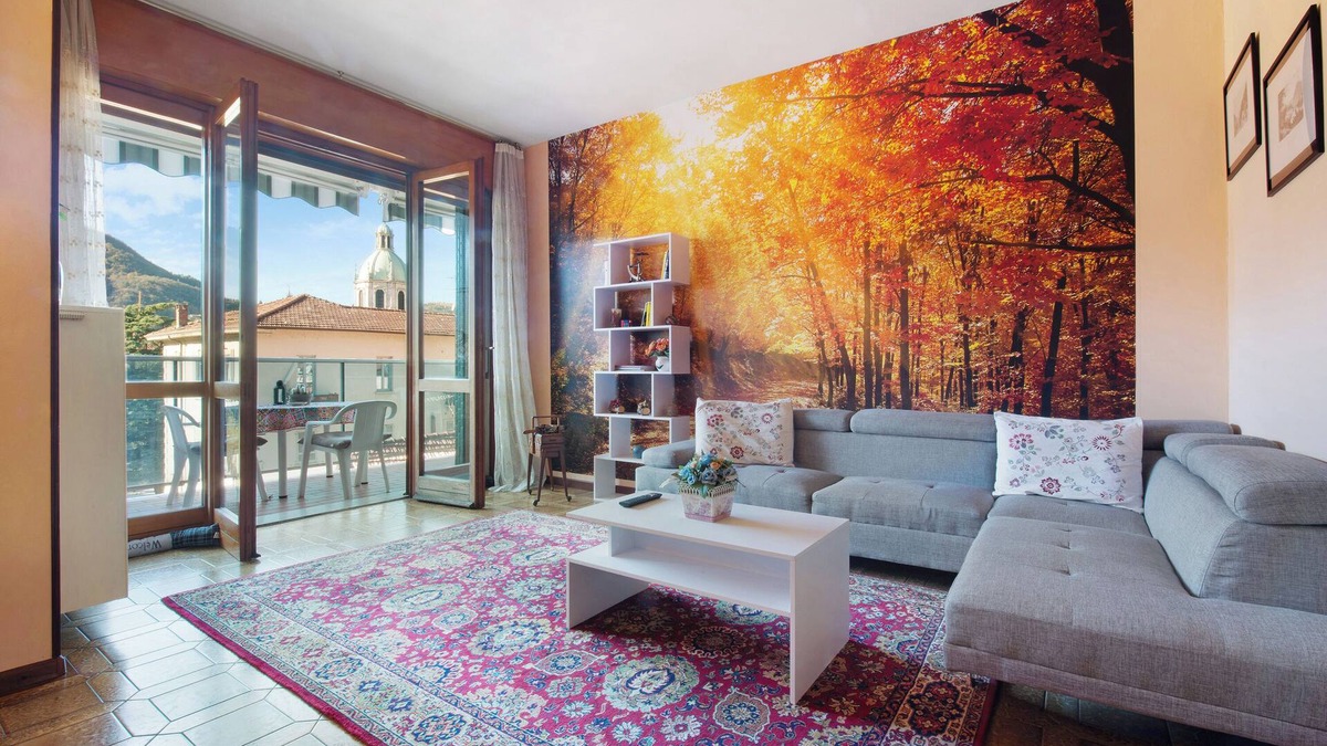 Como House | Holiday Home "House of Roses" with Private Terrace & Wi-Fi
